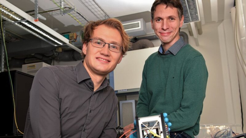 placeholder image — Dr. Tobias Vogl and Dr. Falk Eilenberger, members of the Thuringian research group FastPhoton.